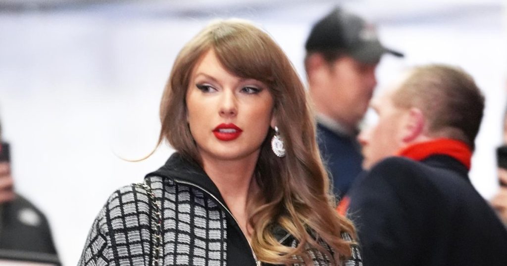 Taylor Swift Attends Travis Kelce’s Chiefs vs. Bills AFC Championship Game
