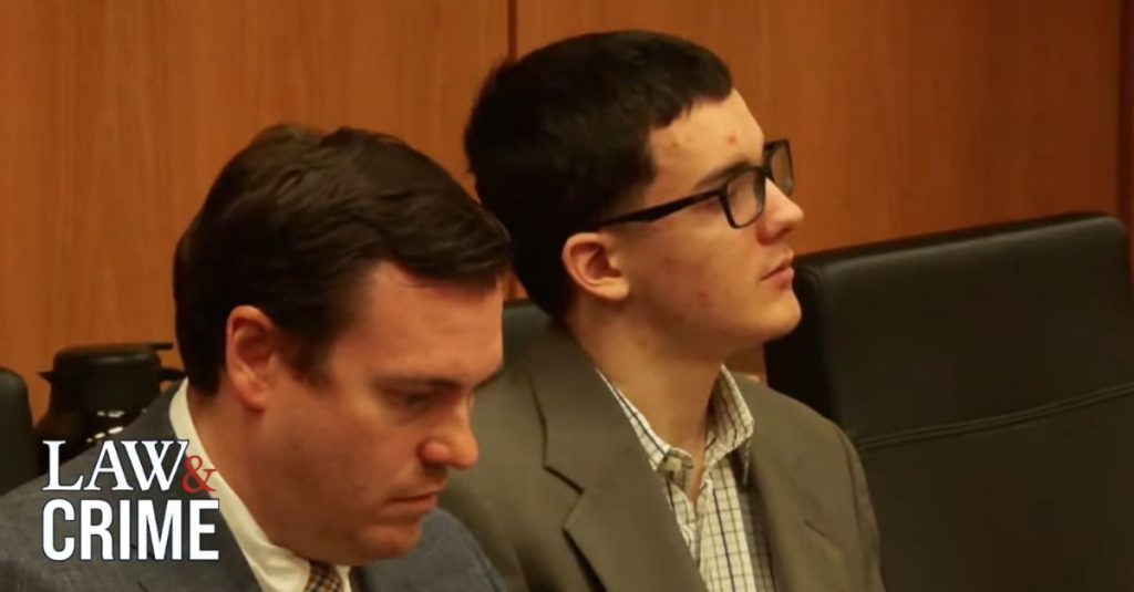 Trial begins in case of teen who allegedly stabbed his mom