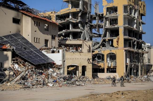 Trump Overturns Biden's Duplicity and Orders US to Resume Shipments of 2,000-lb Bombs to Israel