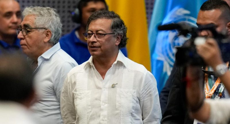 Trump orders tariffs on Colombia amid rejected deportation flights