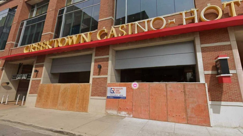 2 Homeless Children Freeze to Death in Van Parked in Casino Garage