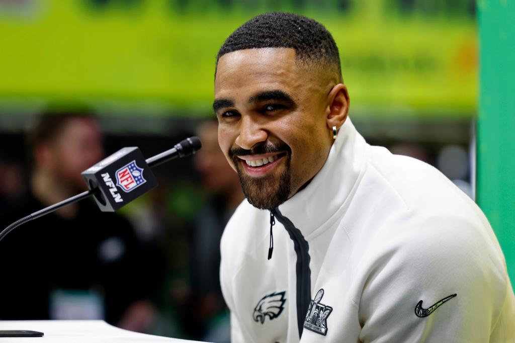 2025 Super Bowl predictions: Expert picks for Chiefs-Eagles