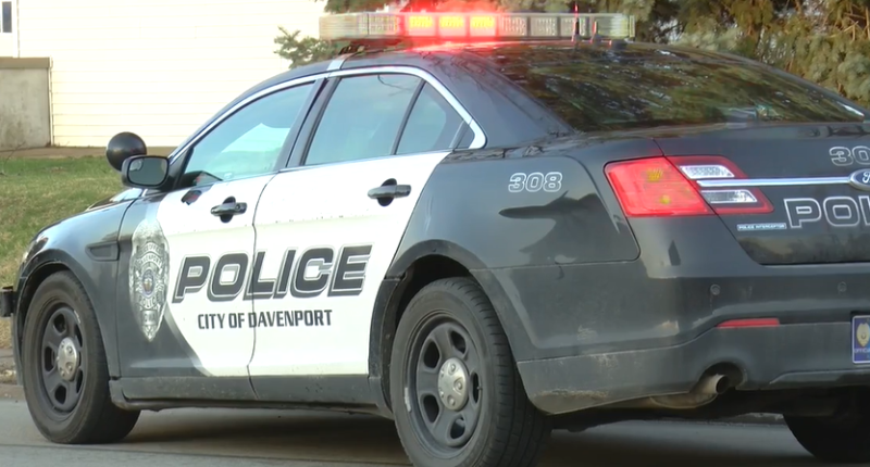 4-year-old Davenport boy accidentally shoots himself after finding gun in parents' garage: police