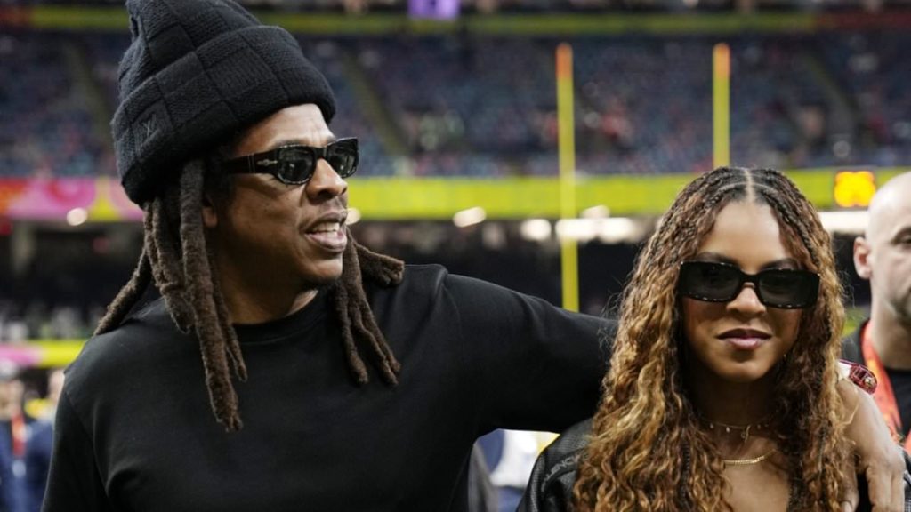 Beyonce's girl Blue Ivy looks like mom at Super Bowl 2025 with Jay Z