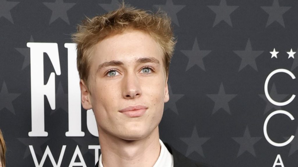 Can you guess who this nepo baby at the 2025 Critics Choice Awards is?