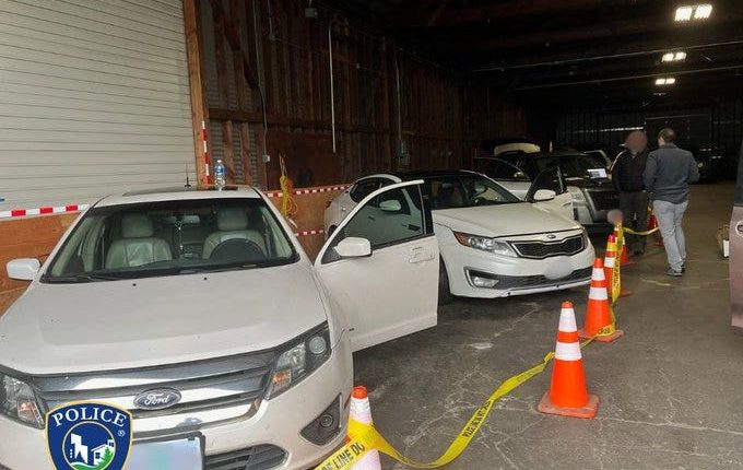 Colombian nationals arrested in connection with dozens of home burglaries in Oregon: police
