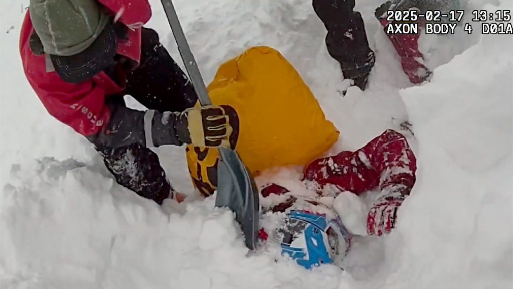Colorado avalanche victim rescued in dramatic video