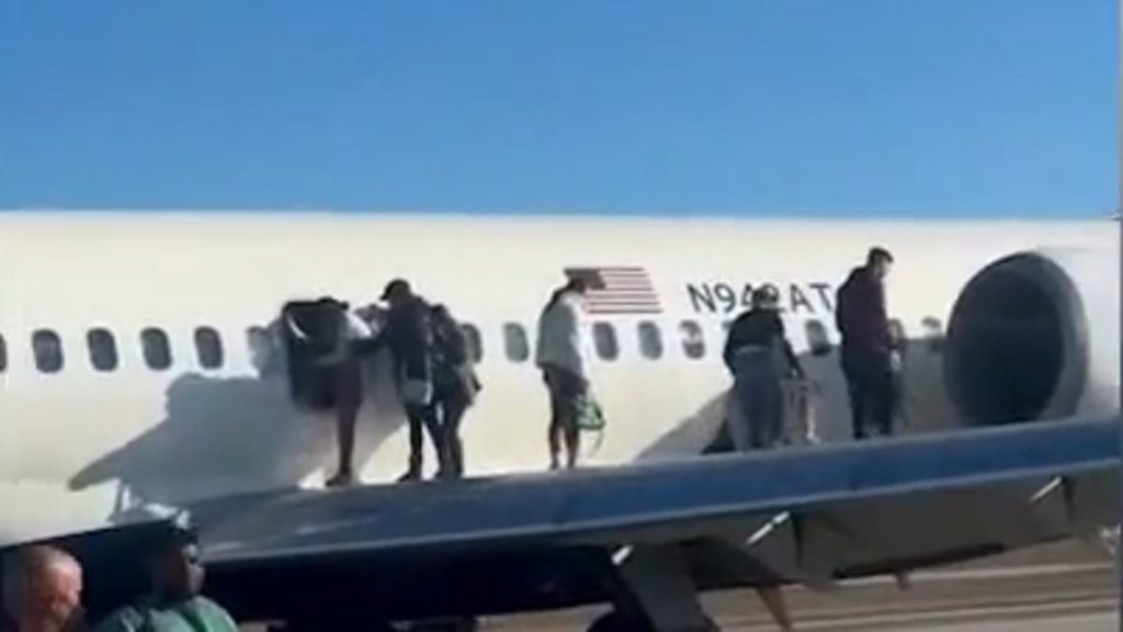 Delta passengers forced to evacuate plane at Atlanta airport