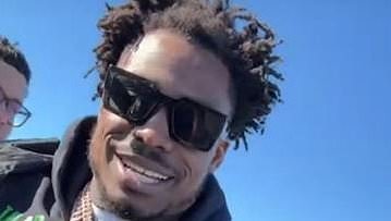 Eagles star mocks Taylor Swift with vile sweatshirt  at parade