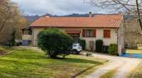Pic Doug Seeburg -The house where the bodies of Andrew and Dawn Searle, who were in their 60s, were discovered on Thursday afternoon in Pesquuies near Villefranche-de-Rouergue in France. ..