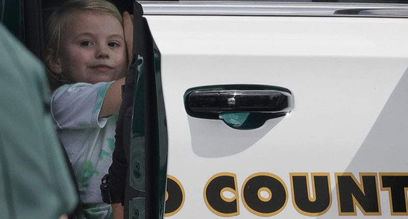 Four-year-old tells cops how father shot family members as she watched