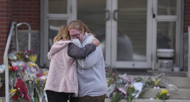 Gunman kills cop as he holds hostages inside Pennsylvania hospital