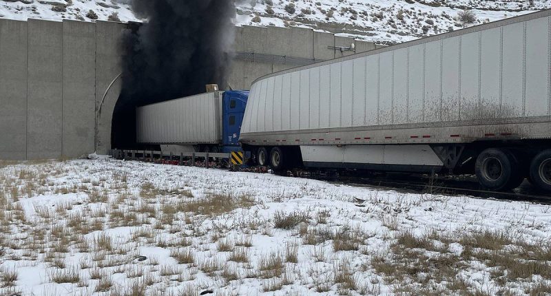 Horror as drivers are trapped in deadly tunnel inferno, truck explodes