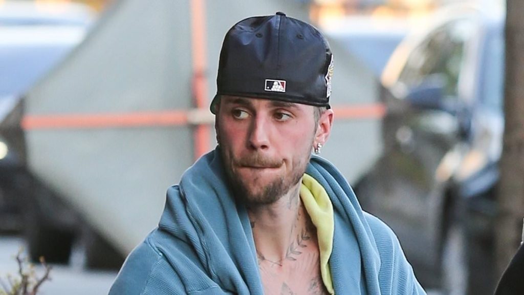 I fear gaunt and grubby Justin Bieber is on a path to destruction