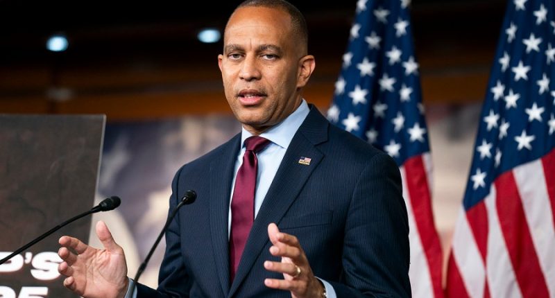 Jeffries backs Wikler in last-minute endorsement for DNC chair