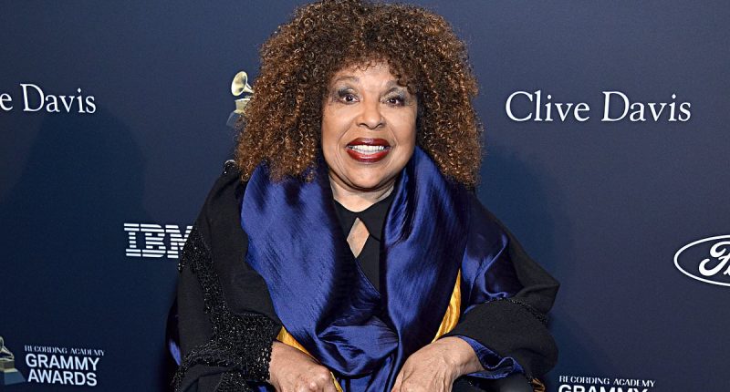 Killing Me Softly singer Roberta Flack dead at 88