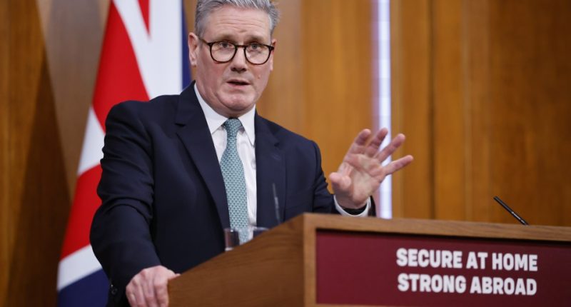 epa11924163 Britain's Prime Minister Keir Starmer delivers a press statement on defense in the Briefing Room in 10 Downing Street, in London, Britain, 25 February 2025. Starmer has announced a cut in the foreign aid budget to fund an increase in defense spending from its current 2.3 percent share of the economy to 2.5 percent in 2027. EPA/TOLGA AKMEN / POOL