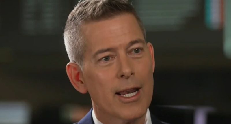 Transport secretary sounds alarm on antiquated FAA system