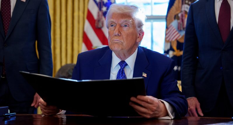Trump makes awkward U-turn on firing 300 federal workers