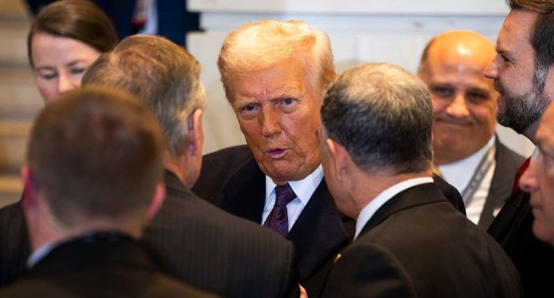 Trump says Venezuela agreed to accept migrants back, lauds return of hostages