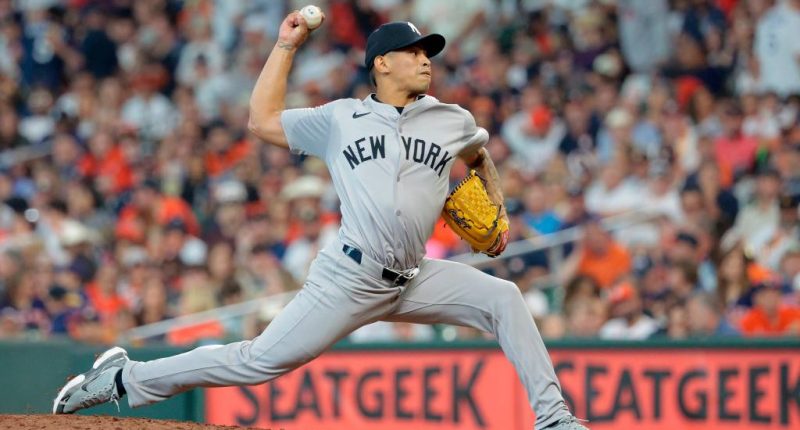 Yankees' Jonathan Loáisiga likely to return midseason from elbow surgery