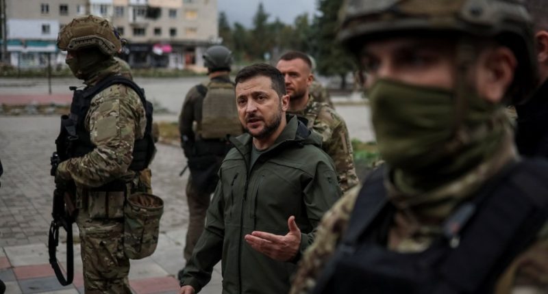 President Zelenskyy speaks with Ukrainian soldiers in Izium.