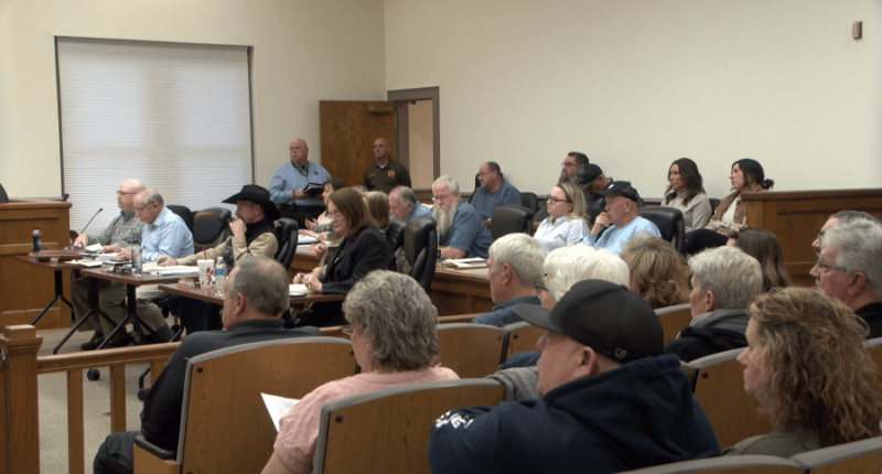 Amendment limiting public comment fails to pass Carter Co. Commission, petition to oust Woodby unsuccessful