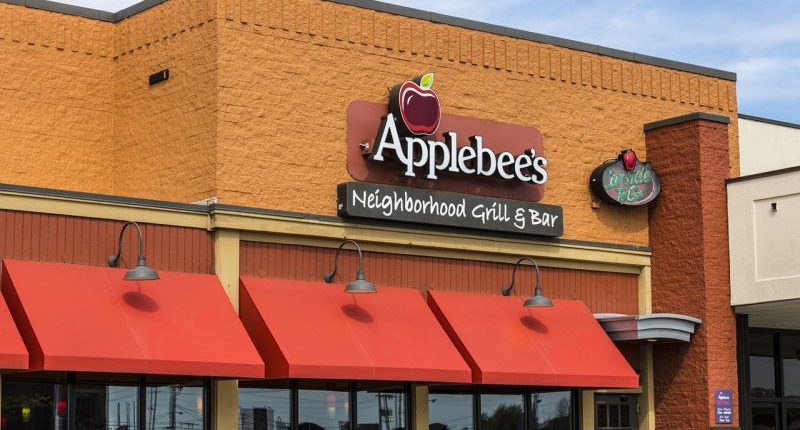 Applebee’s brings back Date Night Passes