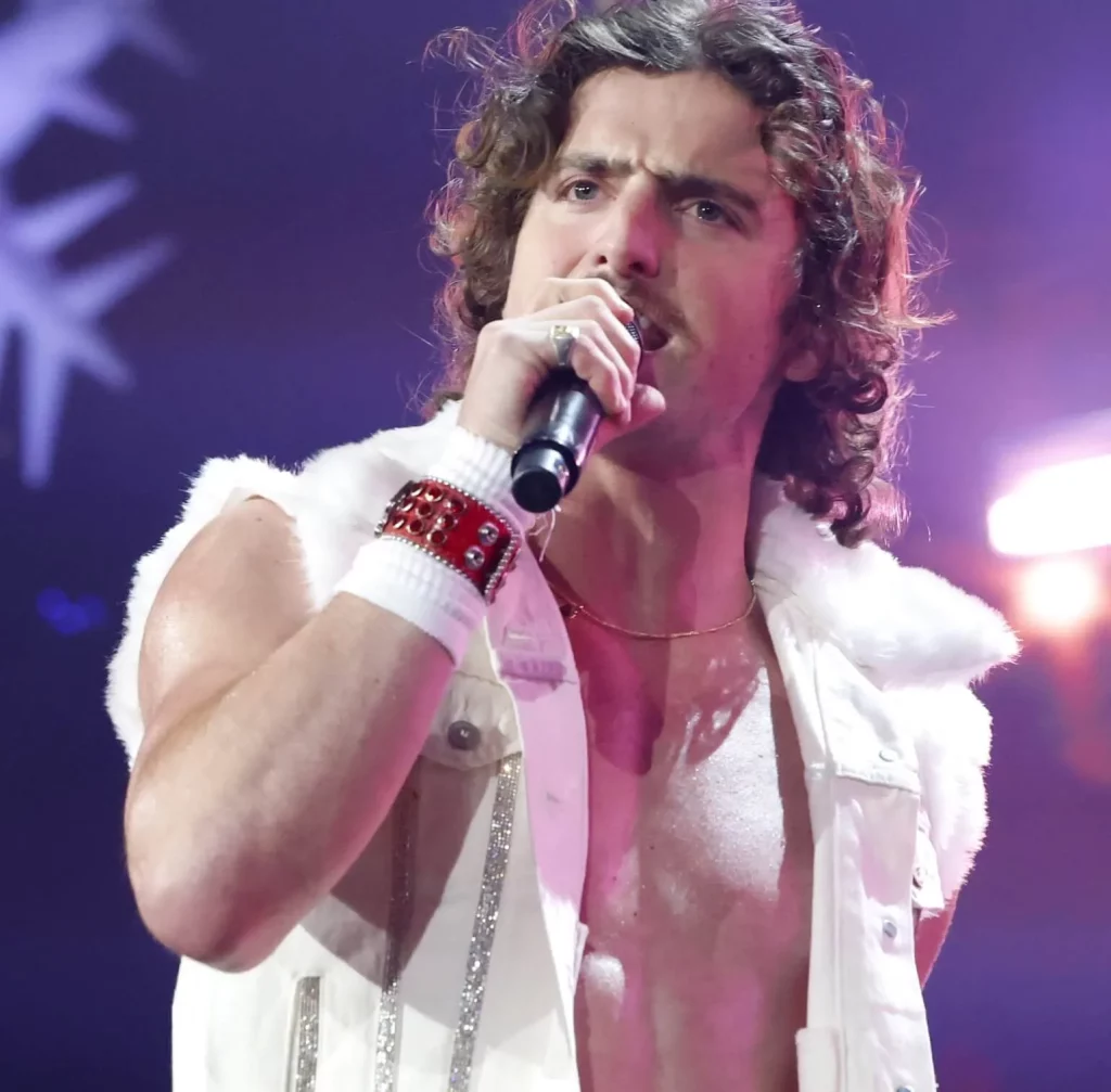 Benson Boone's 'Fireworks & Rollerblades' Has an Awful Album Cover