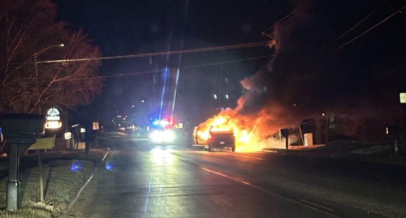 Catlin Fire Protection District responds to vehicle fire