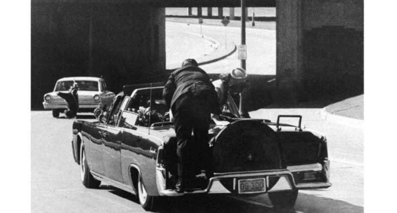 Clint Hill, Secret Service agent who leaped onto JFK's car after the president was shot, dies at 93