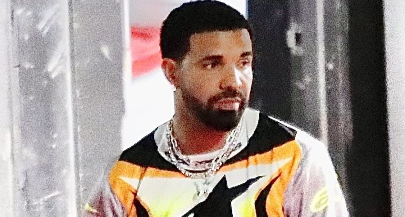 Drake cancels the remainder of his Australia and New Zealand tour due to 'scheduling conflict' - after partying at Brisbane nightclub until 4am before leaving the country on his jet