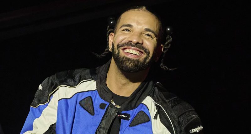 Drake does gender reveal for fan in Melbourne