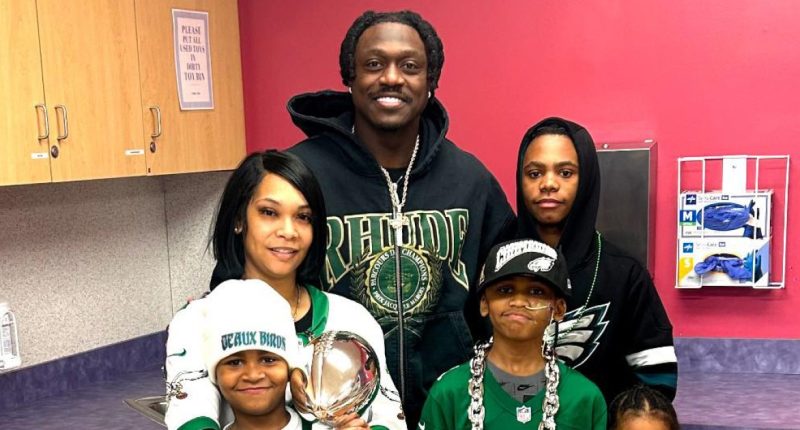 Eagles' A.J. Brown Visits Fan, 10, Who Saved Sister From Plane Crash Debris