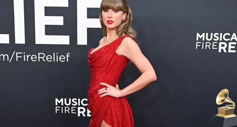 Expert Reveals How to Tell if Taylor Swift's 'Generous' Tipping at Grammys Was All for Show