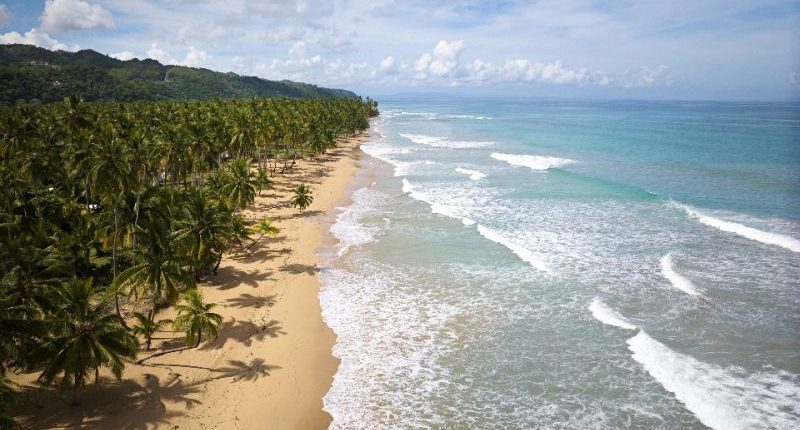 Family files lawsuit after mother, son die from food poisoning while on vacation