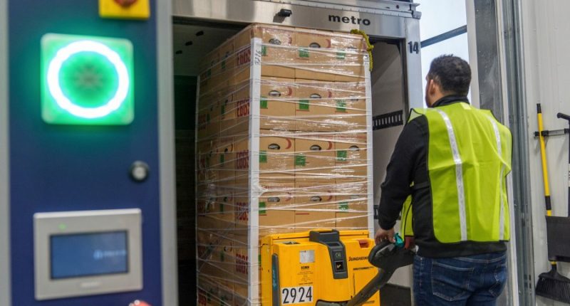 Farm donates thousands of eggs to wildfire victims, first responders