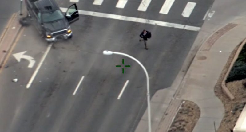 Good Samaritan helps deputies capture suspect in foot chase in Denver