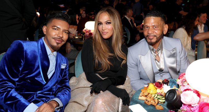 J. Lo Attends Grammy Awards With Benny Medina After Ben Affleck Split