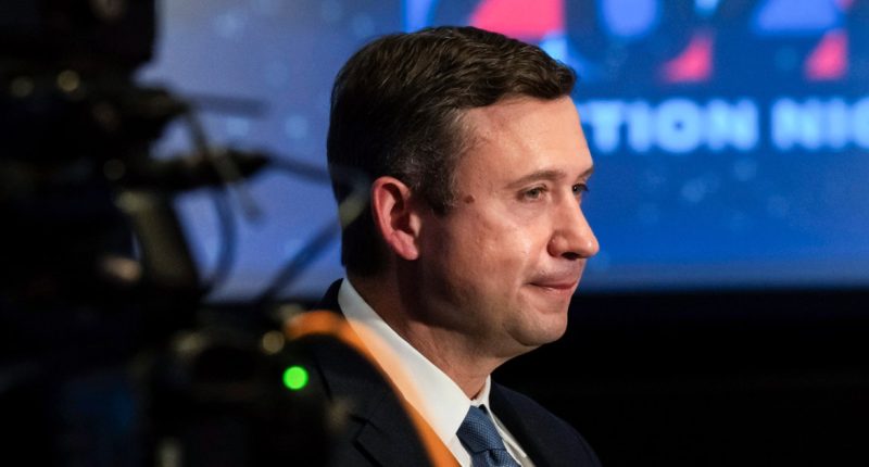 Ken Martin wins election as the next chair of the Democratic National Committee