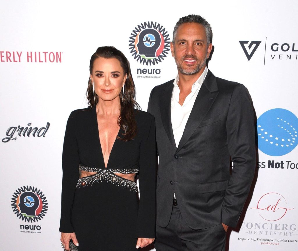 Kyle Richards on "Hard" Co-Parenting Moments With Mauricio