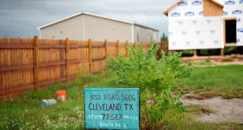 MS-13 gang member arrested near Colony Ridge subdivision, officials say