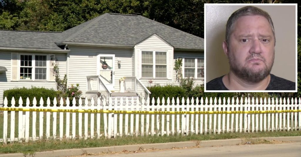 Man unhappy with mom's dating strangled her with bungee cord