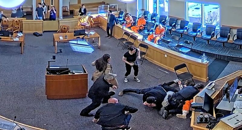 New Mexico courtroom devolves into brawl as 3 people rush defendant in homicide case