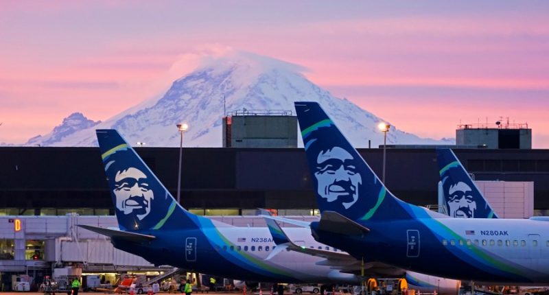 Passenger subdued, banned from Alaska Air flights
