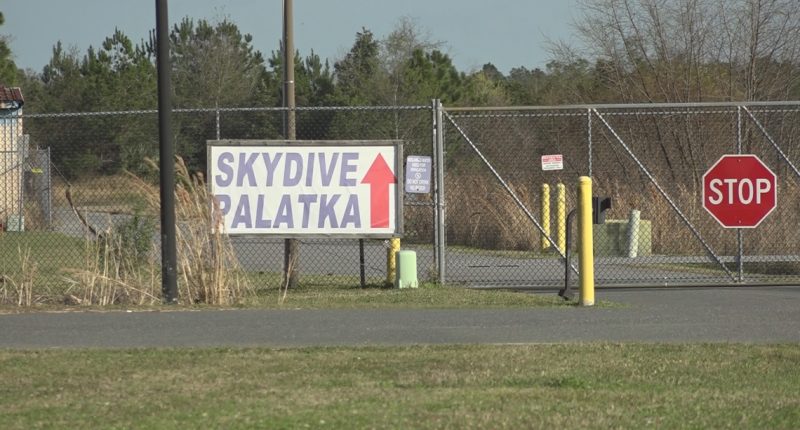 Plane that crash in Flagler County was headed to skydive training center