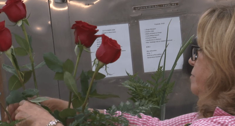 Savannah florists prepare for Valentine's Day rush; last minute shopping underway