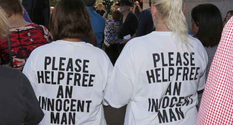 Supreme Court throws out Oklahoma inmate Richard Glossip's death sentence