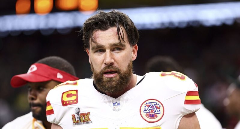 Taylor Swift's boyfriend Travis Kelce savagely mocked over Super Bowl outfit