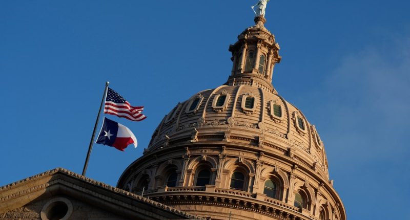 Texas Democrats: Abbott 'doesn't have a clue' about citizens' needs